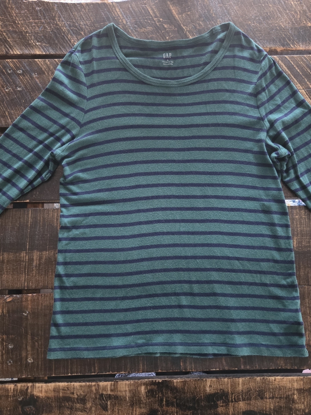 GAP Women's Green and Navy Striped Long Sleeve Tee Size Xlarge